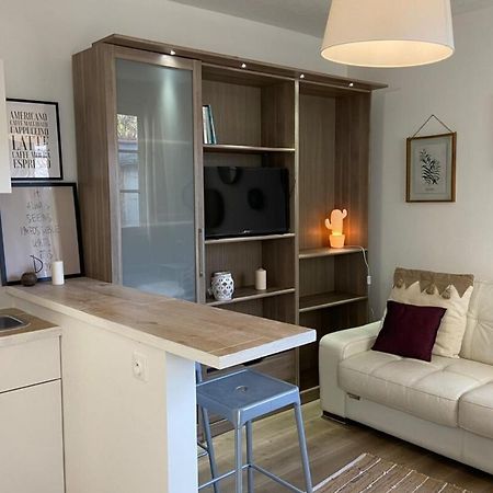 Agreable Appart'Hotel Smart Cosy Proche Commerces Fontainebleau Exterior photo