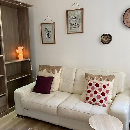 Agreable Appart'Hotel Smart Cosy Proche Commerces Fontainebleau Exterior photo